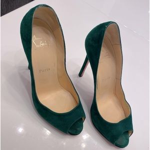 Christian Louboutin sz 37.5 green suede peep toe